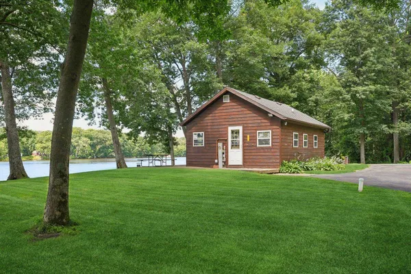 $3,900,000 | 2688 Scenic Drive, Stevens Point, WI 54481