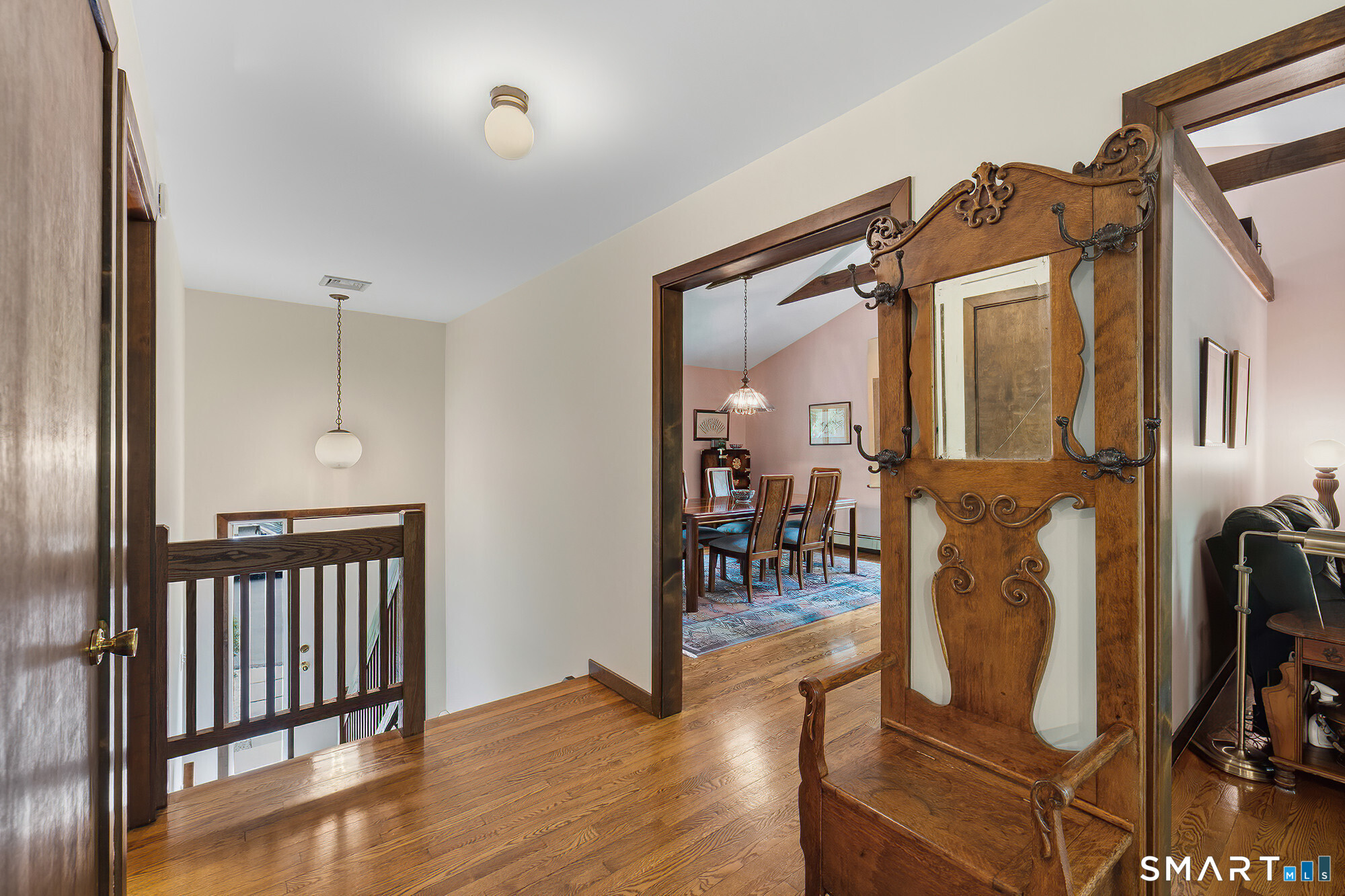 342 Barrack Hill Road Ridgefield, CT 06877 - Photo 7 of 40 Entry way