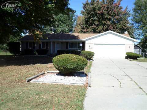 3260 West Carpenter Road Flint, MI 48504 - Photo 1 of 7 20375650.JPG