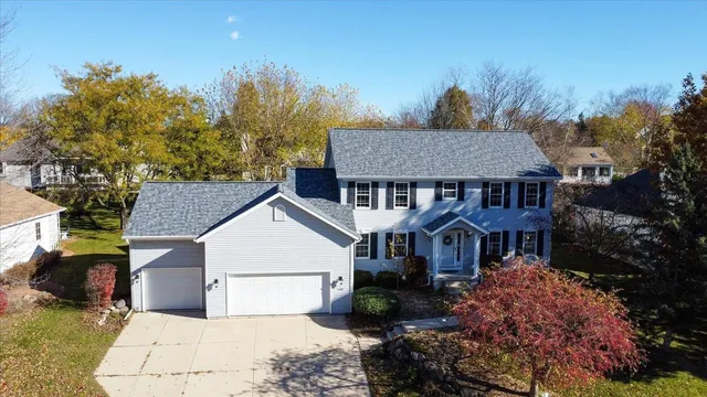 $549,900 | 1191 McMahon Drive, Sun Prairie, WI 53590