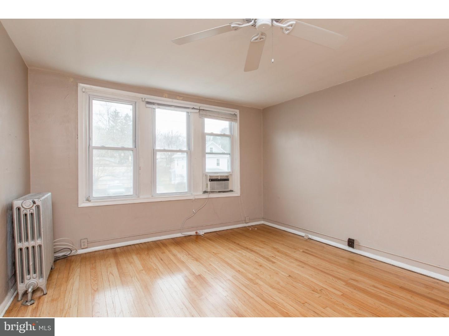 17 Gordon Road Glenside, PA 19038 - Photo 11 of 17 Bedroom