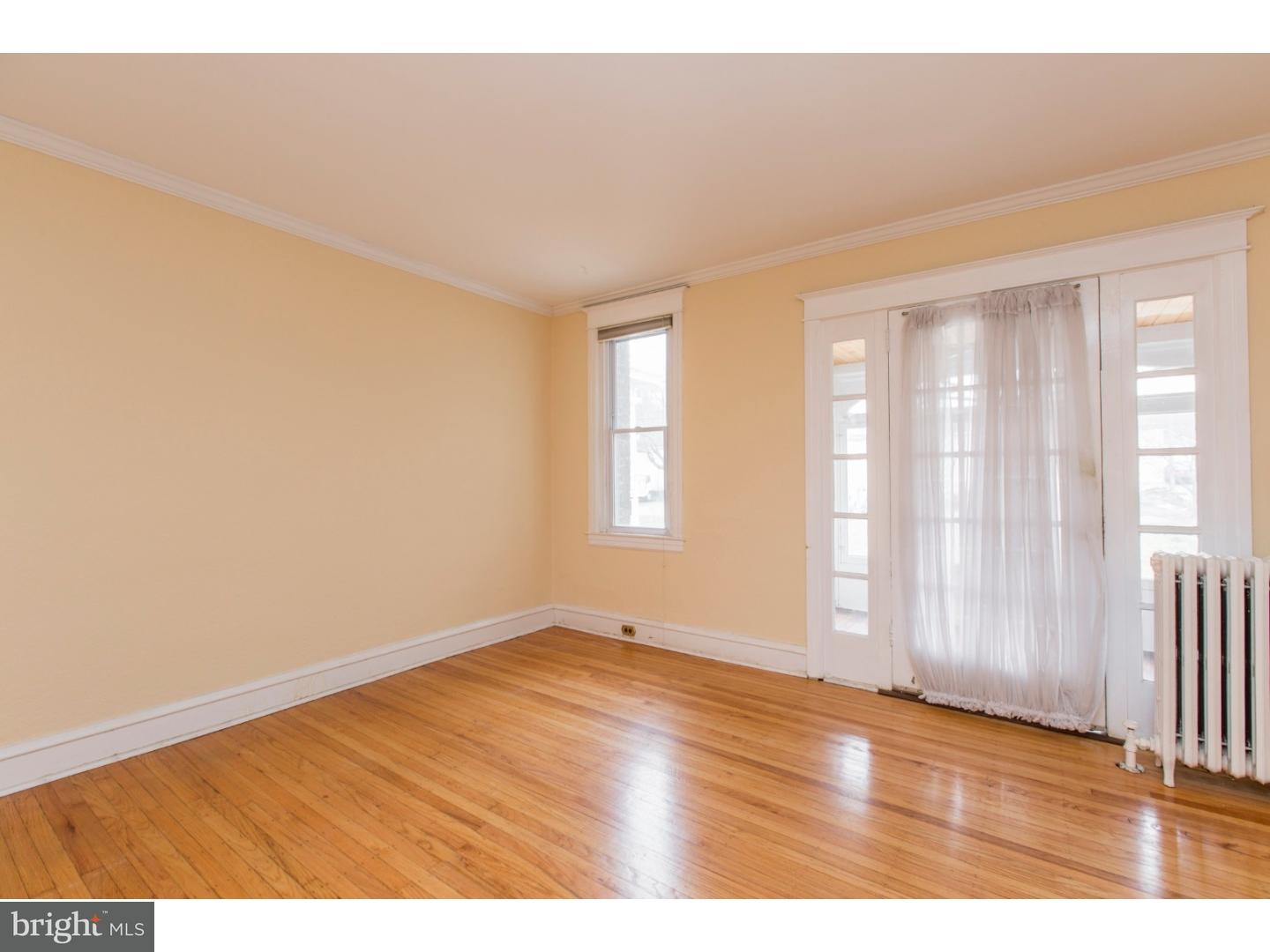 17 Gordon Road Glenside, PA 19038 - Photo 4 of 17 Living Room