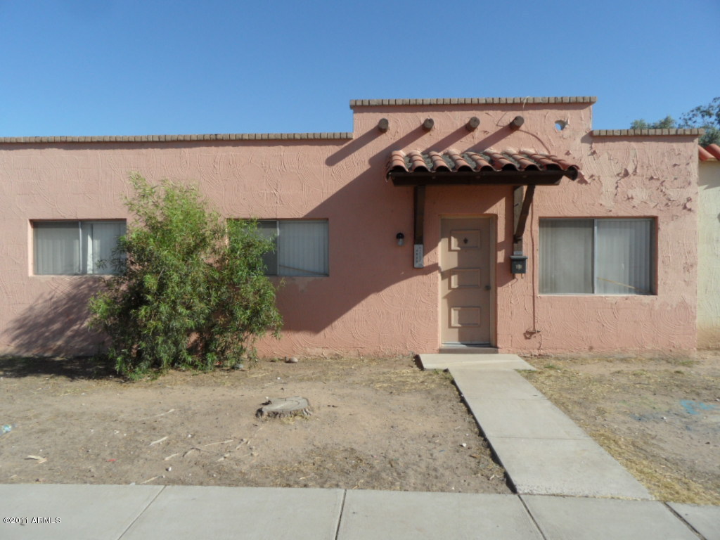 FRONT OF CONDO