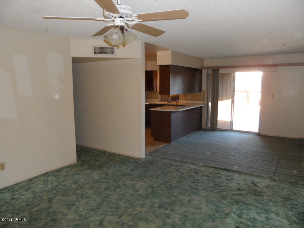 4625 West Thomas Road, Unit 112 Phoenix, AZ 85031 - Photo 2 of 11 LIVING ROOM