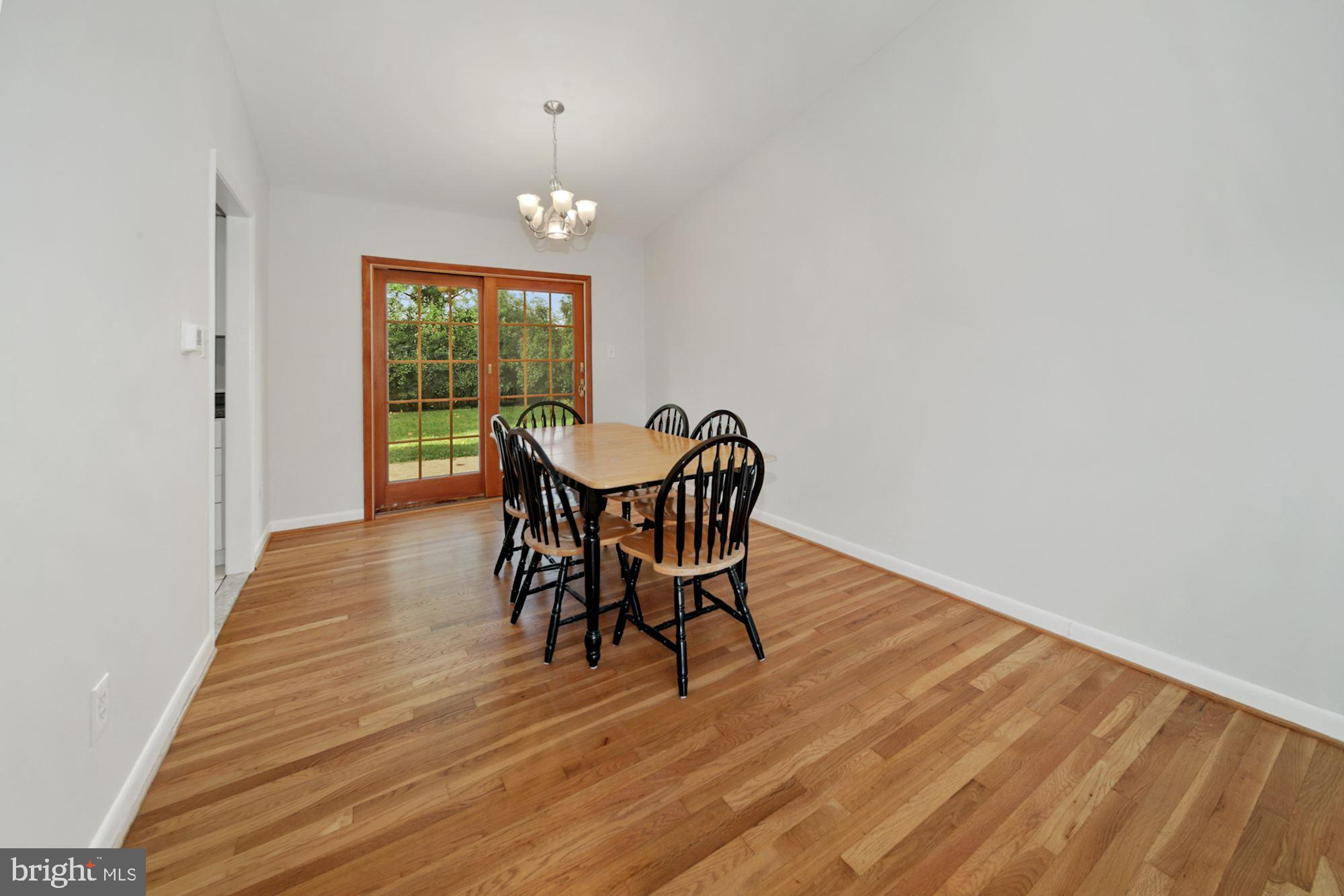 13124 Fernedge Road Silver Spring, MD 20906 - Photo 7 of 31 Dining Room.