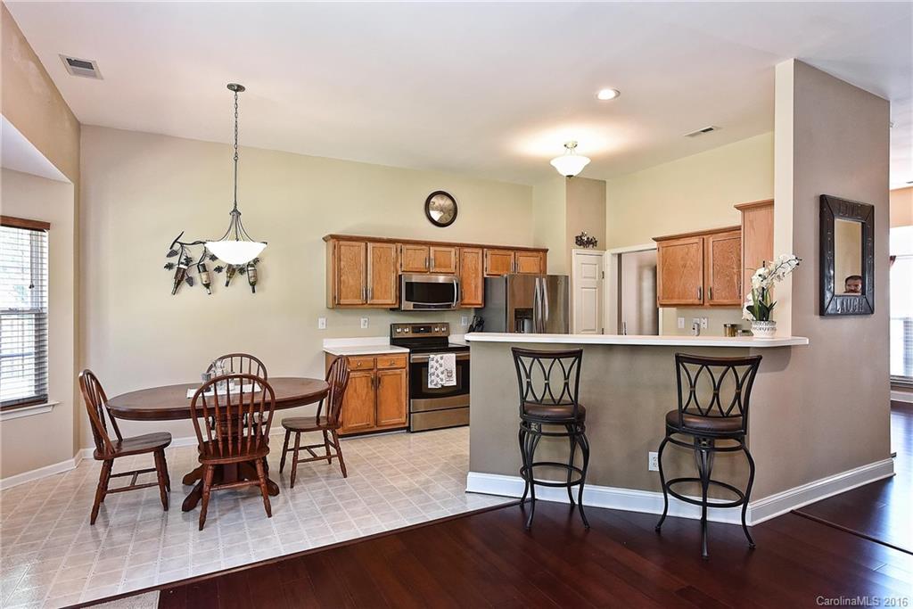 12523 Cardinal Point Road Charlotte, NC 28269 - Photo 5 of 22 Gallery Image 5