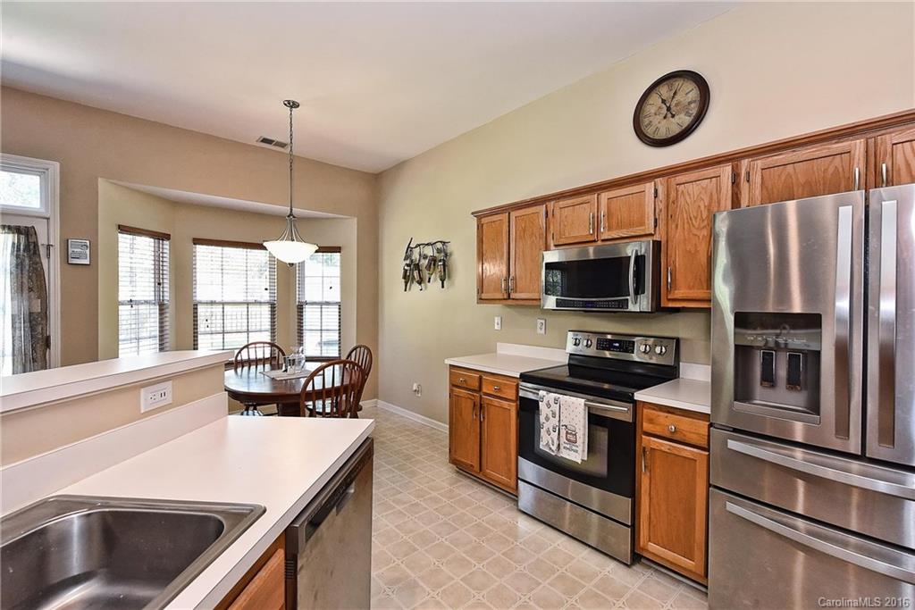12523 Cardinal Point Road Charlotte, NC 28269 - Photo 6 of 22 Gallery Image 6