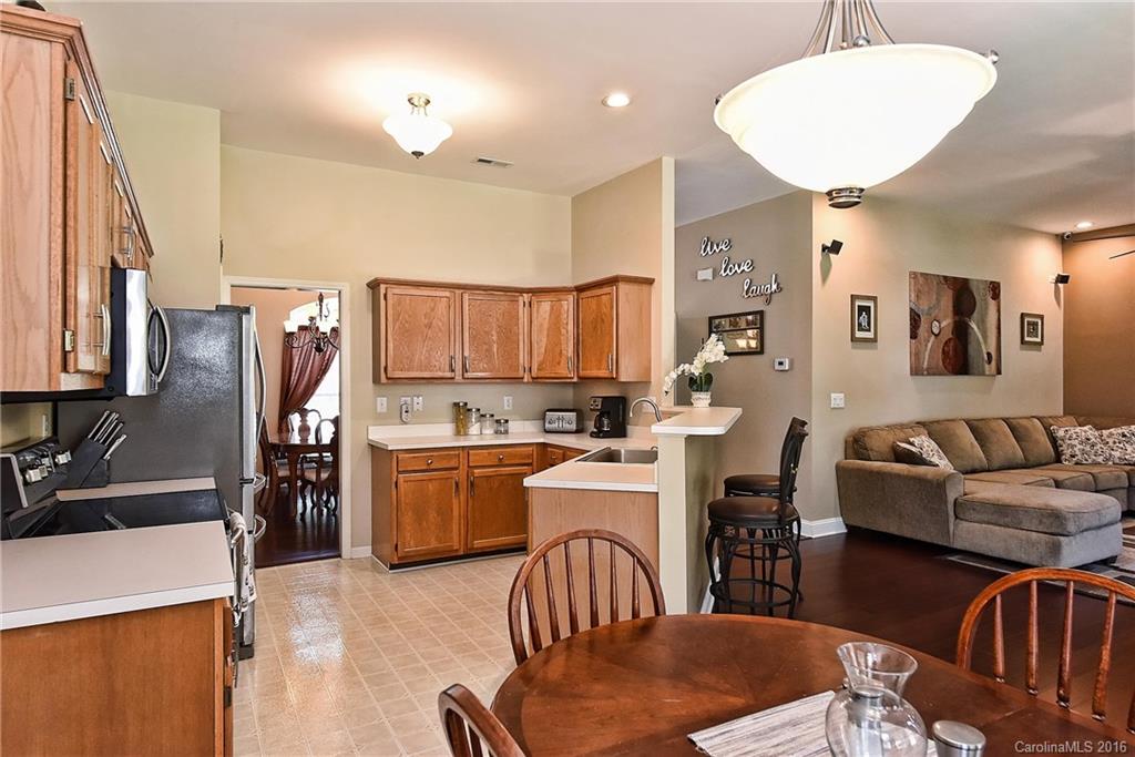 12523 Cardinal Point Road Charlotte, NC 28269 - Photo 9 of 22 Gallery Image 9