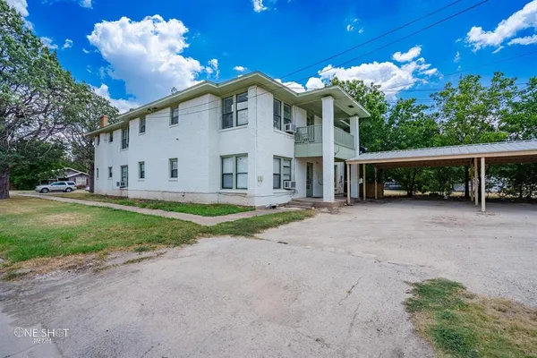 $1,300 | 642 Beech Street, Unit 3, Abilene, TX 79601