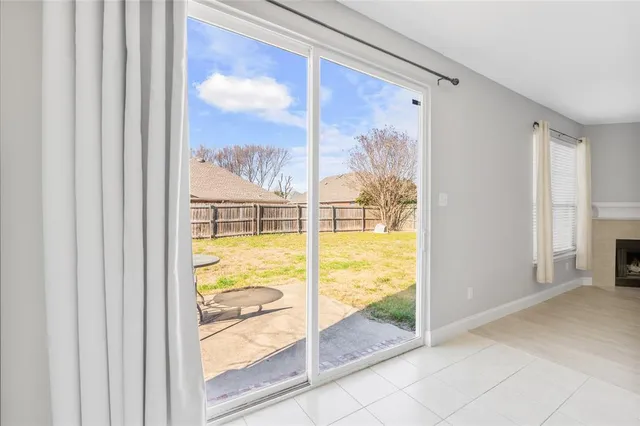 $359,999 | 1514 Hanover Lane, Van Alstyne, TX 75495