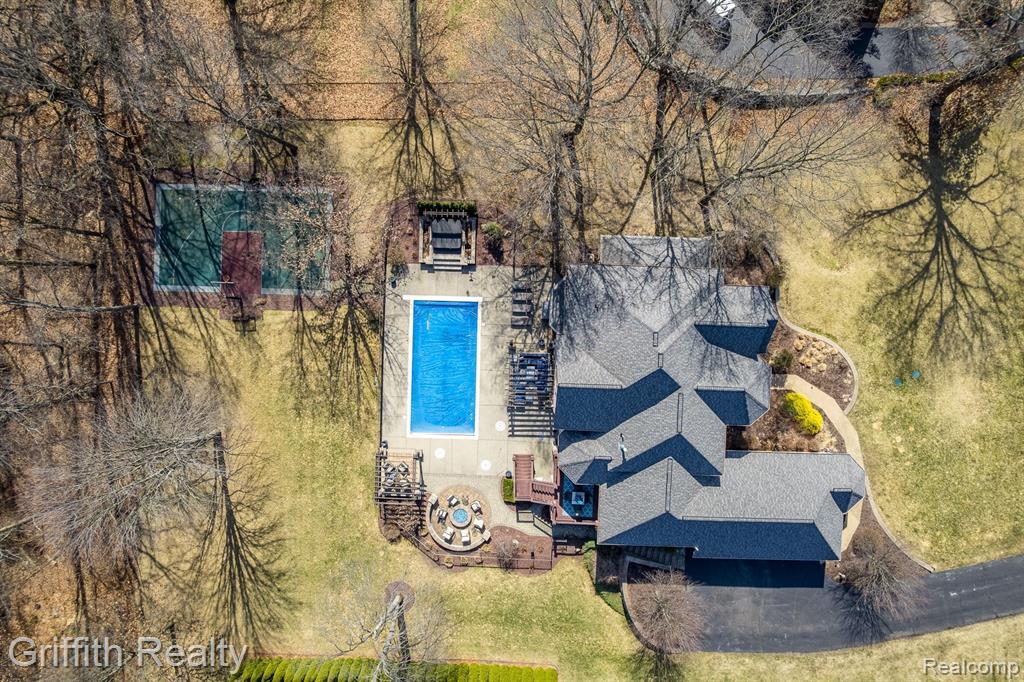 4863 Aljoann Road Brighton, MI 48116 - Photo 2 of 52