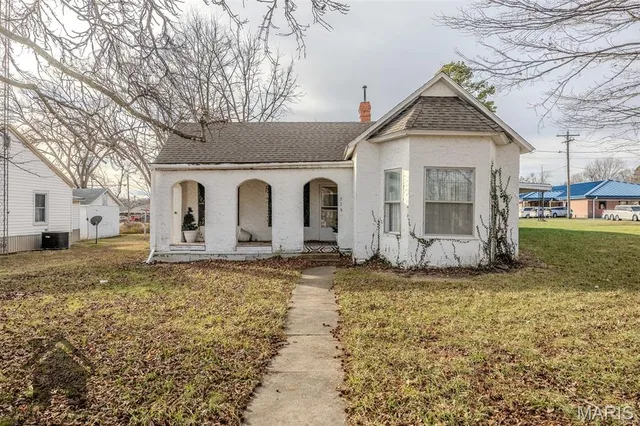 $129,900 | 519 Hickory Avenue, Cabool, MO 65689