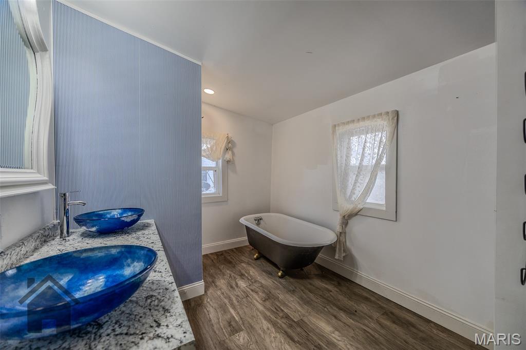 519 Hickory Avenue Cabool, MO 65689 - Photo 20 of 63