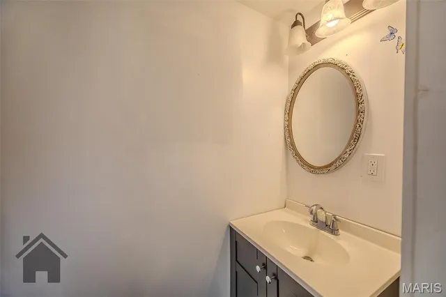 $129,900 | 519 Hickory Avenue, Cabool, MO 65689