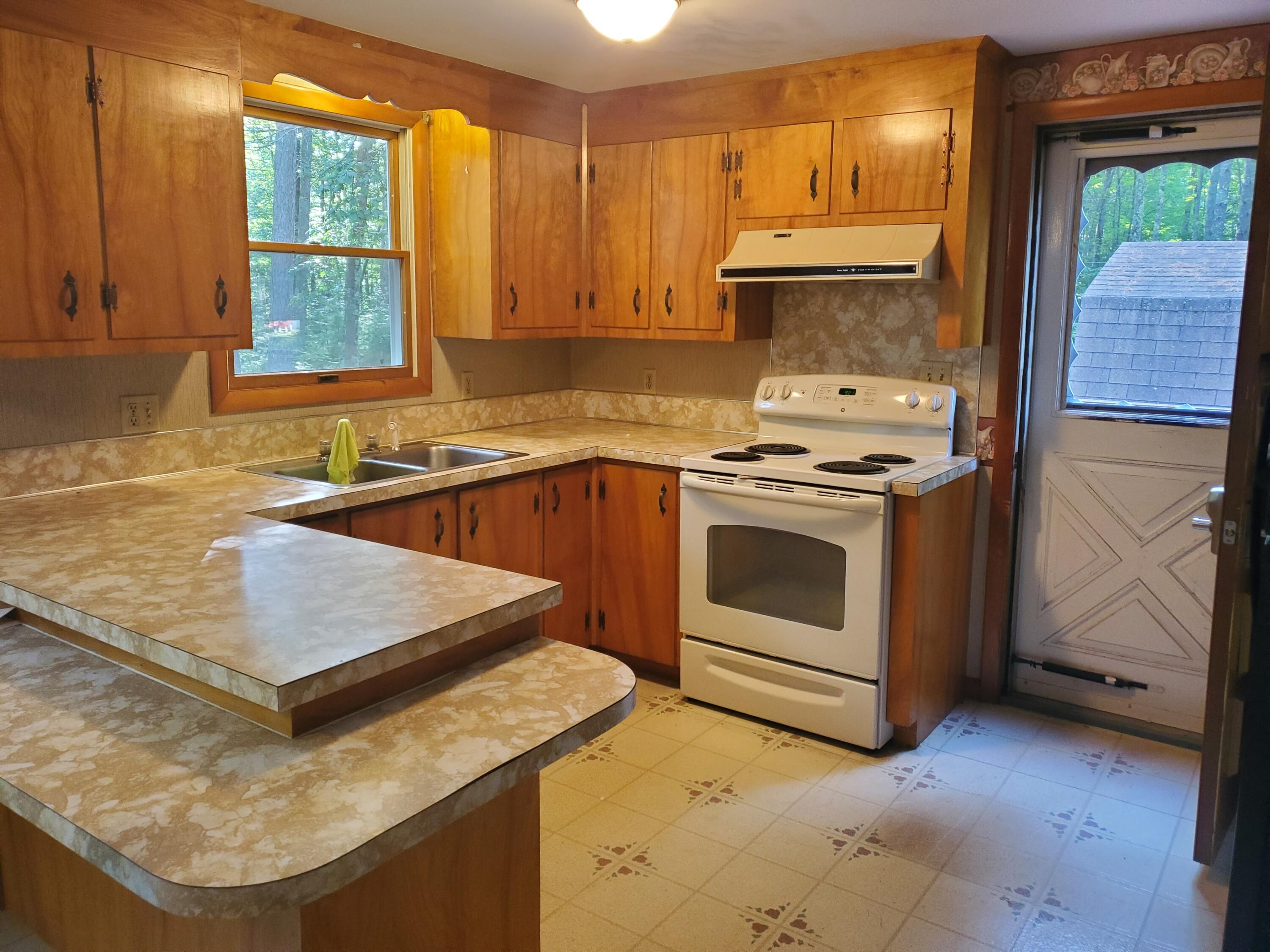 53 Shaws Mill Road Gorham, ME 04038 - Photo 2 of 22 20230905_092059