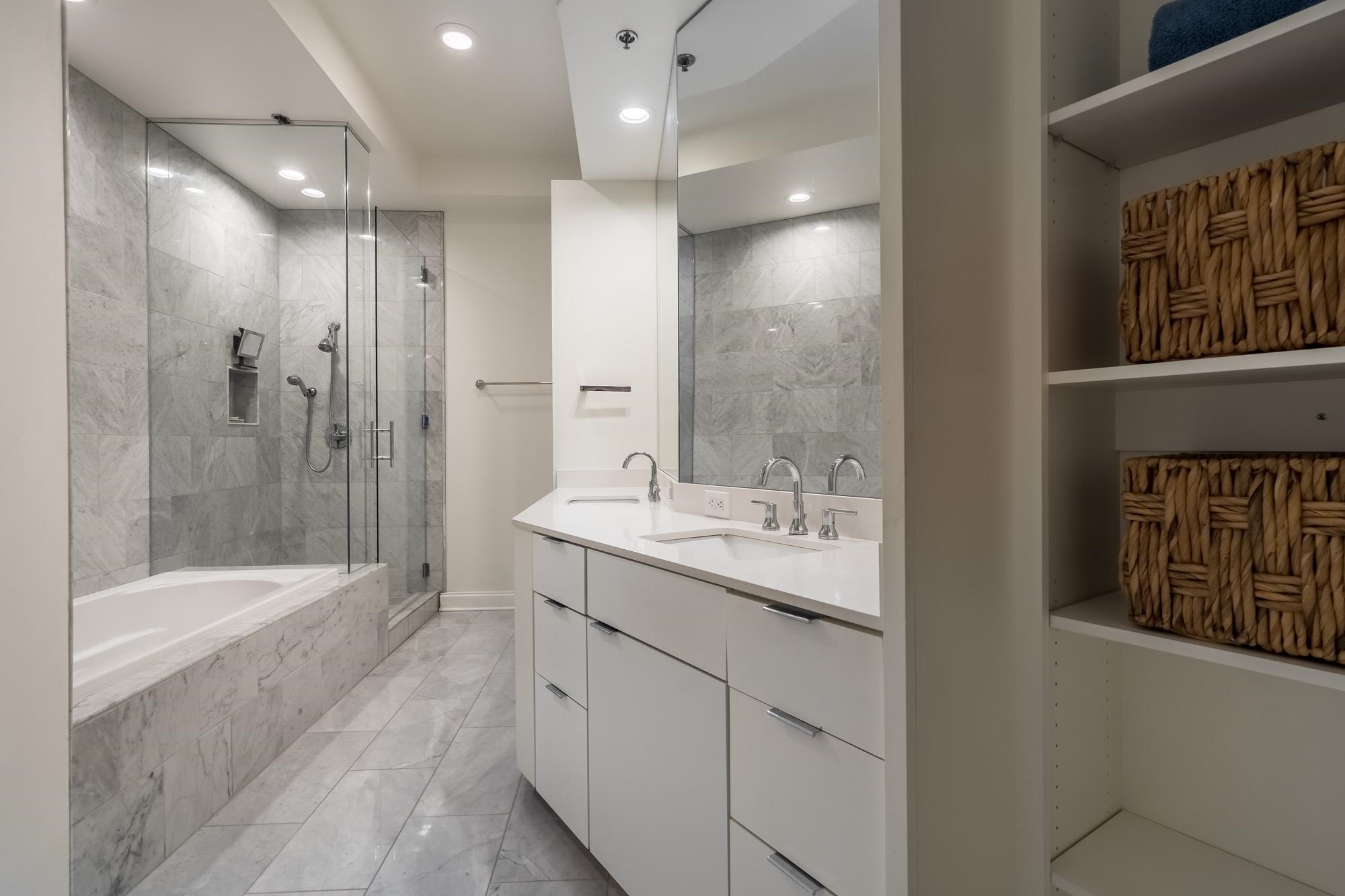 717 Riverside Drive, Unit 303 Memphis, TN 38103 - Photo 8 of 25 Gallery Image 8