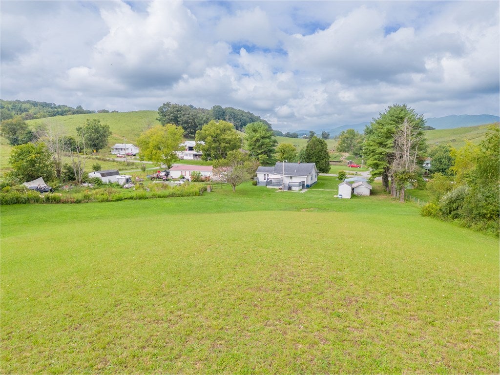 1448 Fort Chiswell Road Max Meadows, VA 24360 - Photo 39 of 51 Gallery Image 39