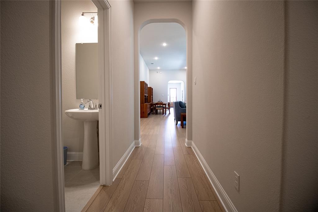 2216 Sternpost Mews Rowlett, TX 75088 - Photo 29 of 38 Hallway