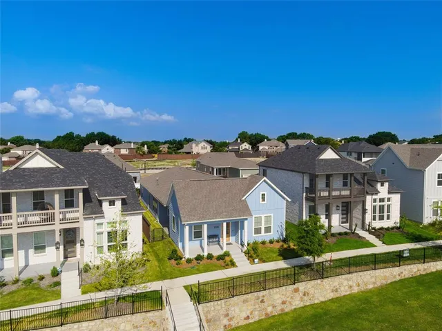 $539,900 | 2216 Sternpost Mews, Rowlett, TX 75088