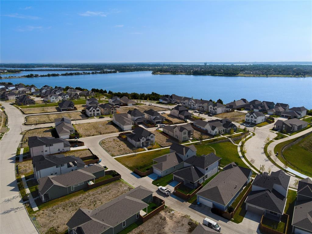 2216 Sternpost Mews Rowlett, TX 75088 - Photo 37 of 38