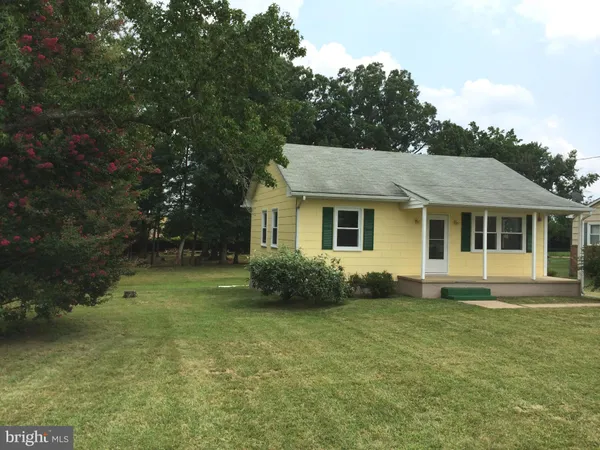 $1,850 | 3456 Fall Hill Avenue, Fredericksburg, VA 22401