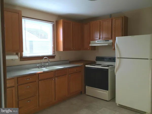 $1,850 | 3456 Fall Hill Avenue, Fredericksburg, VA 22401