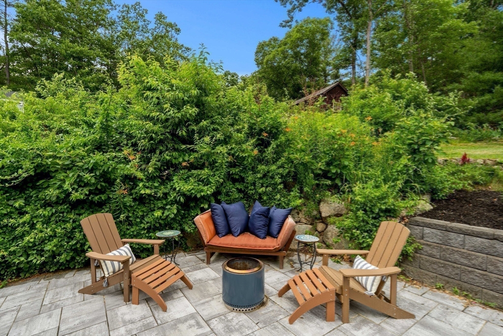 45 County Road Andover, MA 01810 - Photo 31 of 41