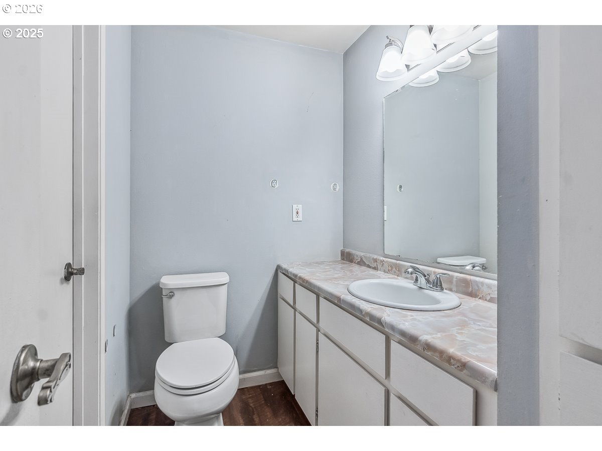 9020 Southwest 130th Avenue Beaverton, OR 97008 - Photo 13 of 27