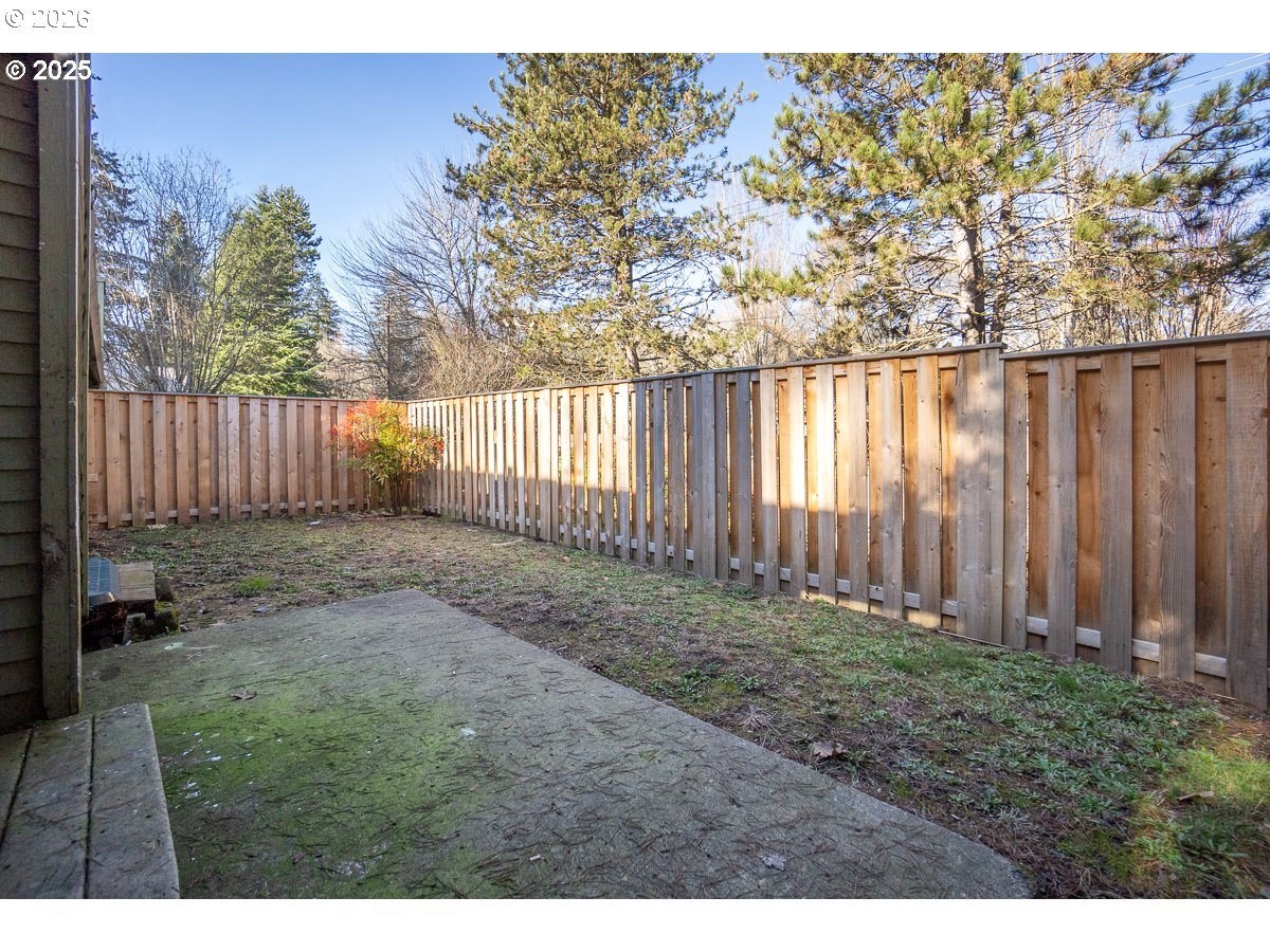 9020 Southwest 130th Avenue Beaverton, OR 97008 - Photo 21 of 27