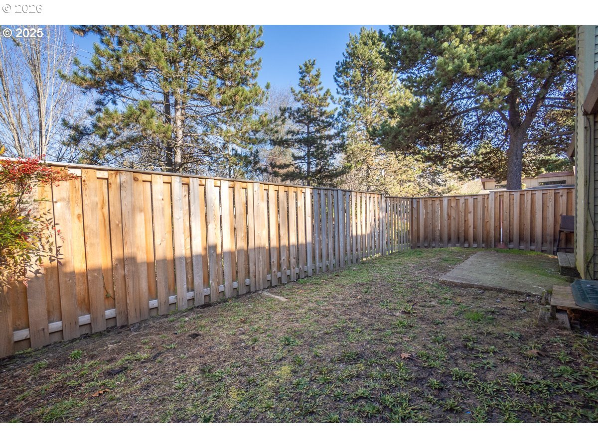 9020 Southwest 130th Avenue Beaverton, OR 97008 - Photo 22 of 27