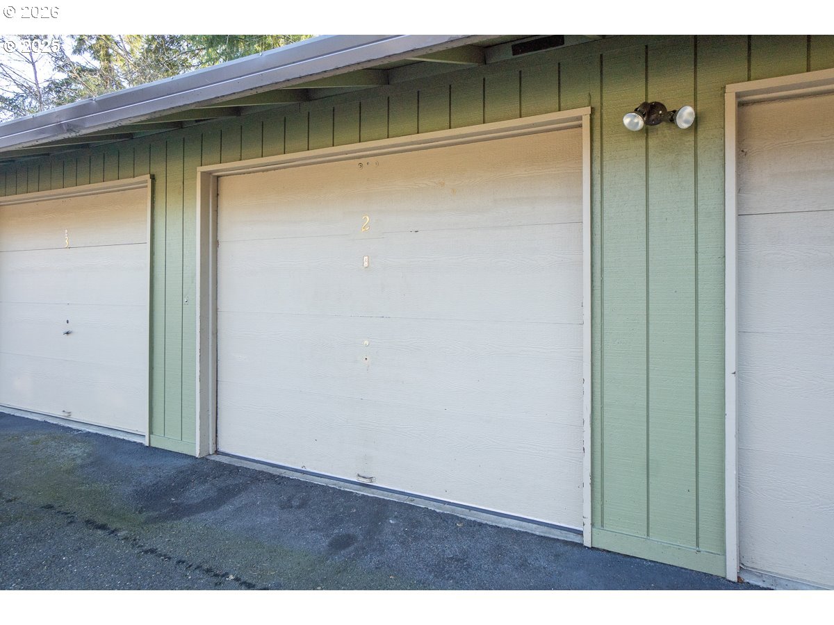 9020 Southwest 130th Avenue Beaverton, OR 97008 - Photo 24 of 27