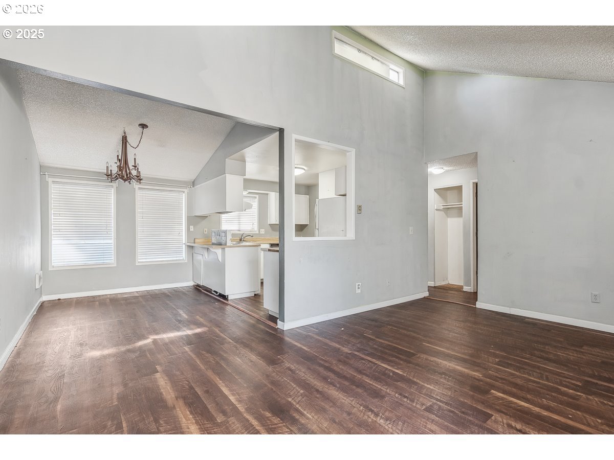 9020 Southwest 130th Avenue Beaverton, OR 97008 - Photo 6 of 27