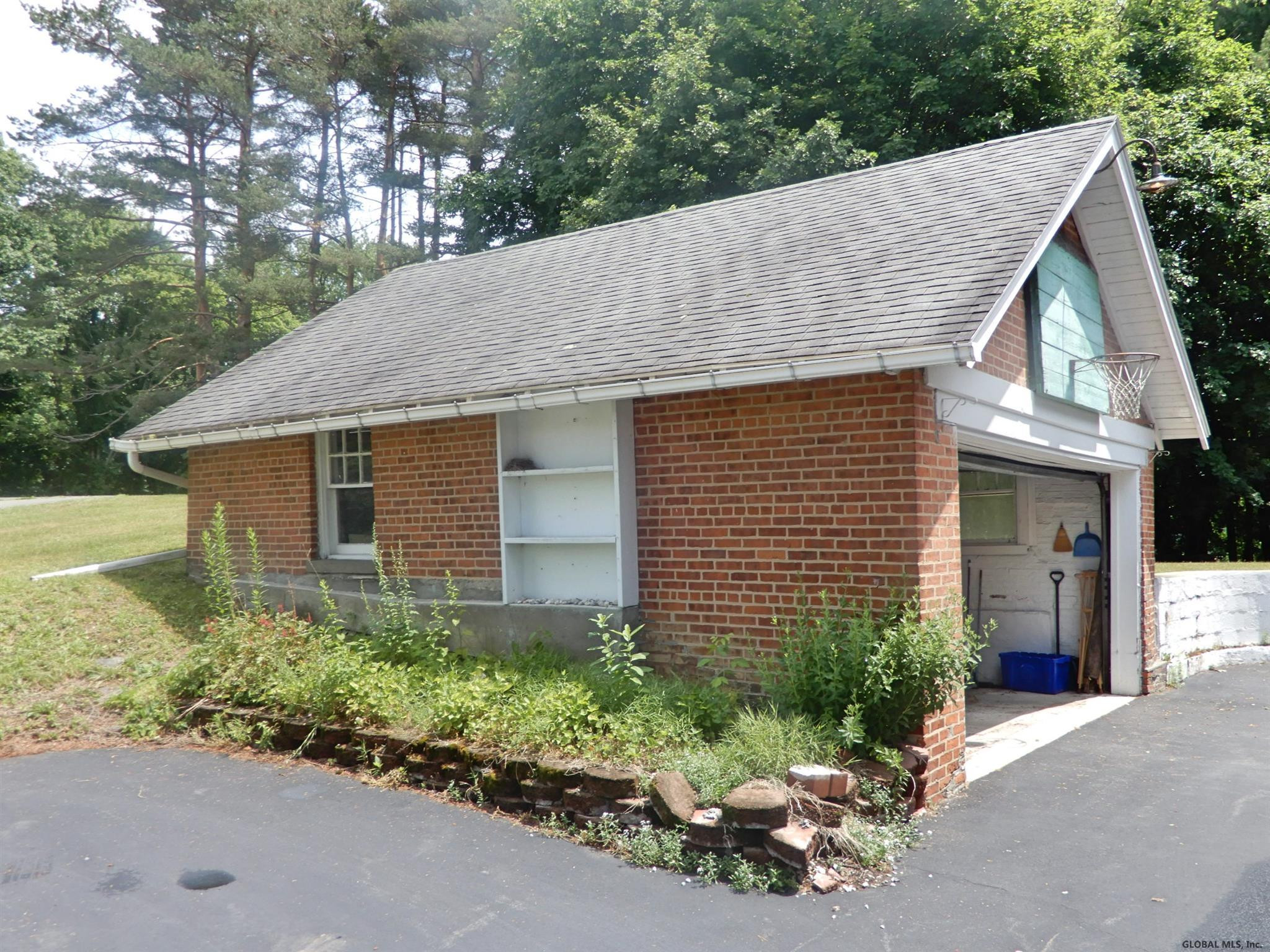 108 Leversee Road Brunswick, NY 12182 - Photo 4 of 25 Photo 4