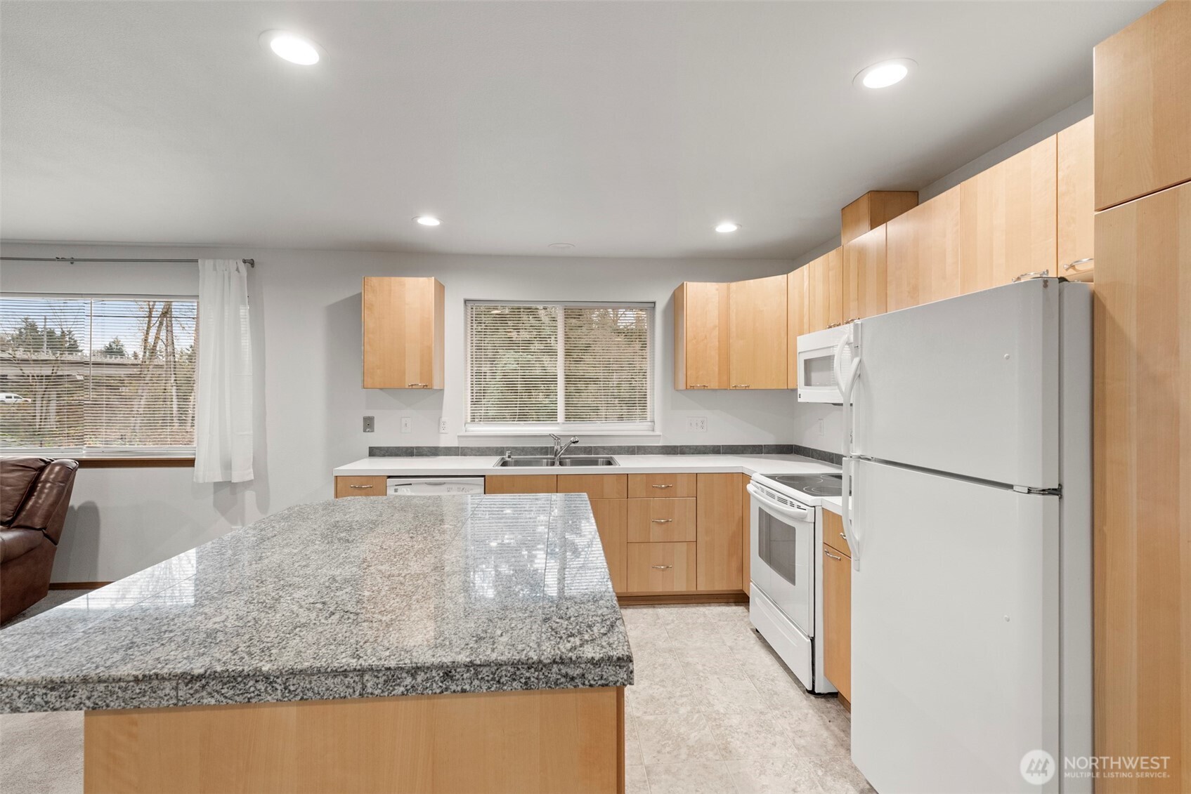 2718 South Star Lake Road Federal Way, WA 98003 - Photo 11 of 19