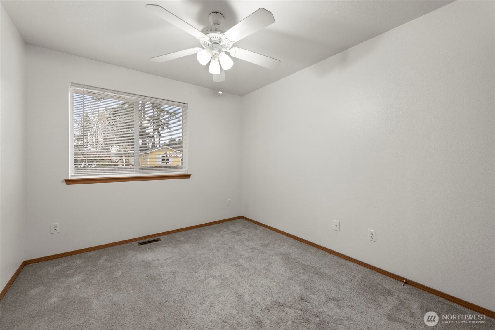 2718 South Star Lake Road Federal Way, WA 98003 - Photo 17 of 19