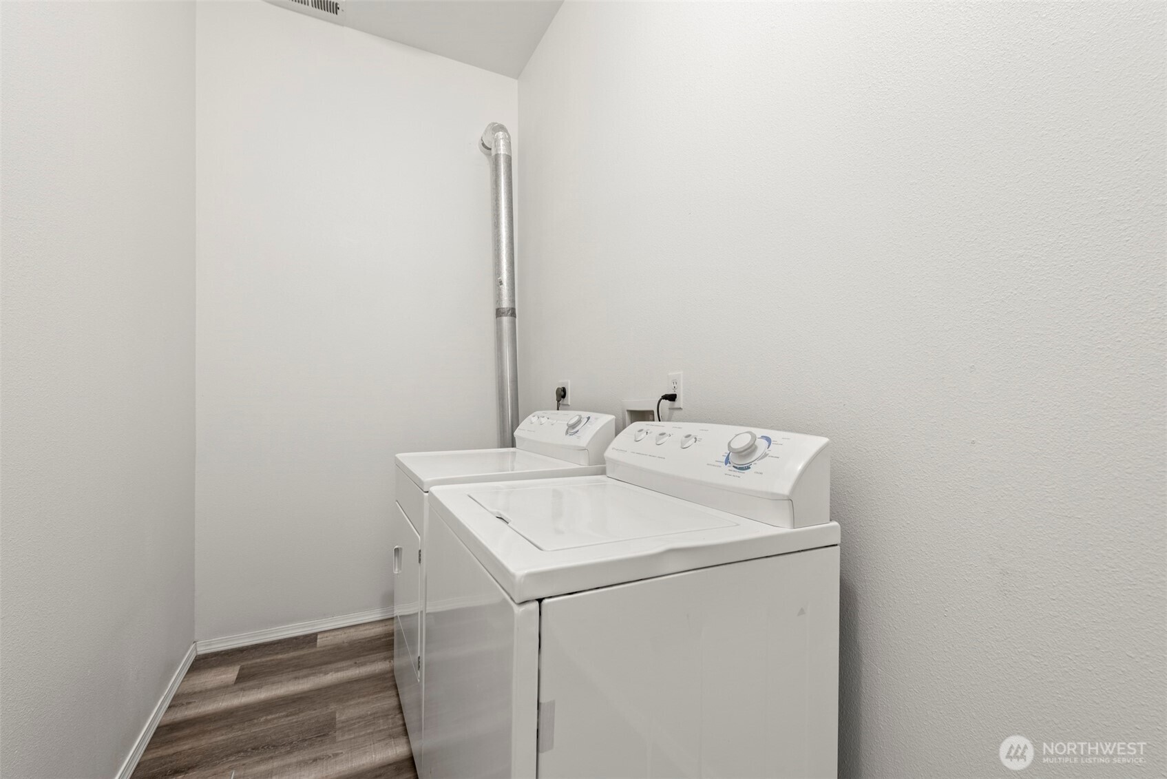 2718 South Star Lake Road Federal Way, WA 98003 - Photo 7 of 19