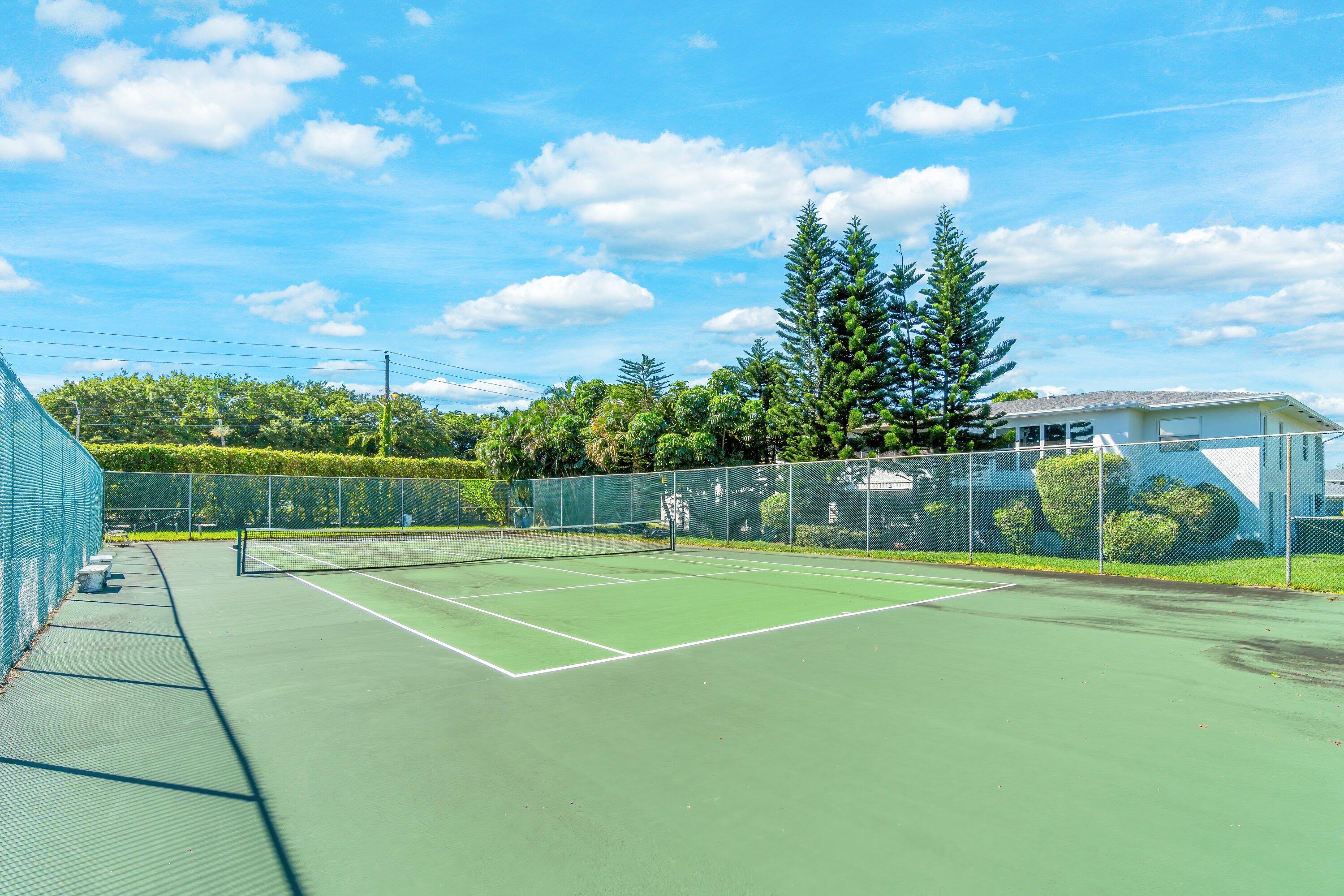 2835 Southwest 13th Street, Unit 202 Delray Beach, FL 33445 - Photo 48 of 50 048-2835Southwest13thStreet-DelrayBeach-