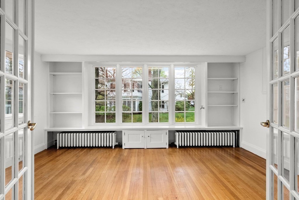 55 Farlow Road Newton, MA 02458 - Photo 12 of 34 Gallery Image 12