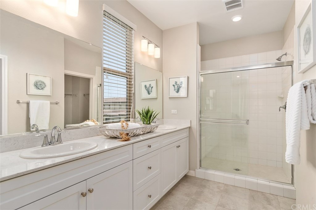 169 Neptune Irvine, CA 92618 - Photo 12 of 25