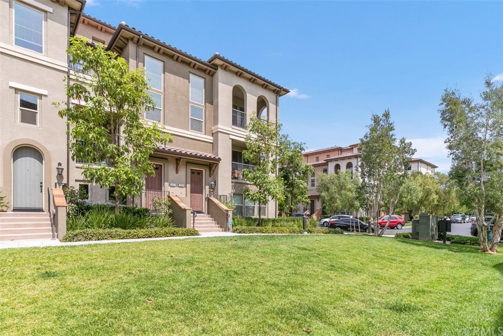 169 Neptune Irvine, CA 92618 - Photo 17 of 25