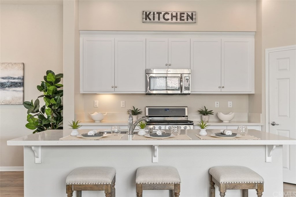 169 Neptune Irvine, CA 92618 - Photo 5 of 25