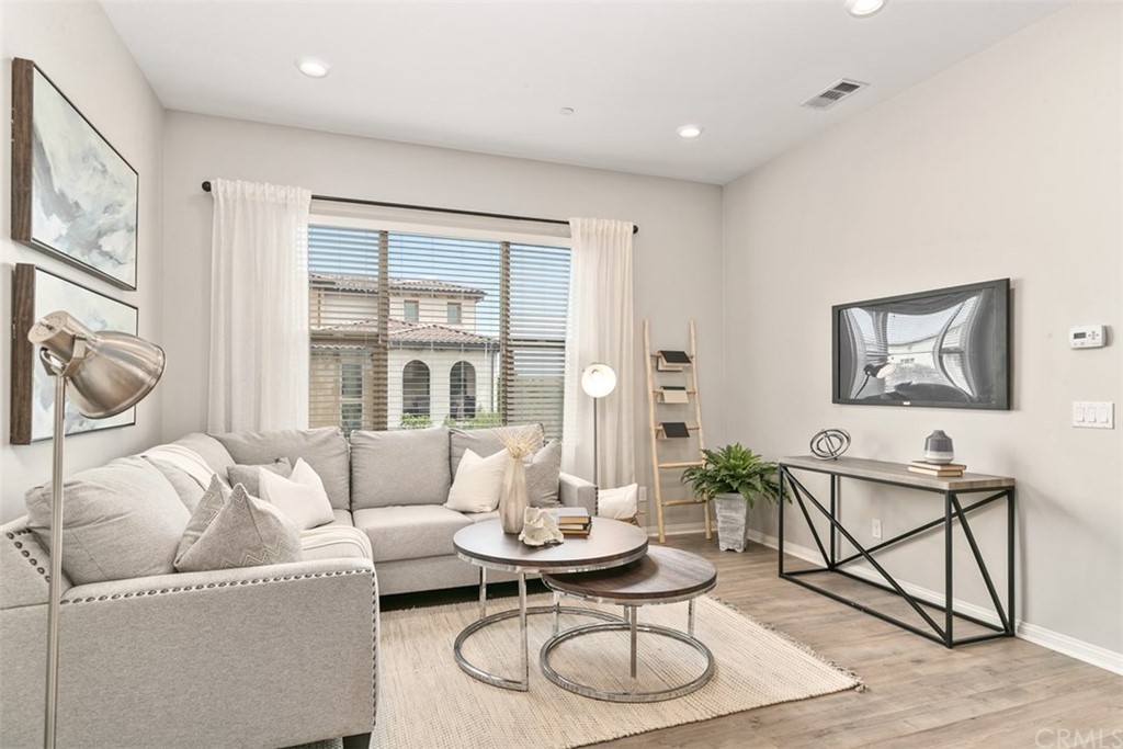 169 Neptune Irvine, CA 92618 - Photo 9 of 25