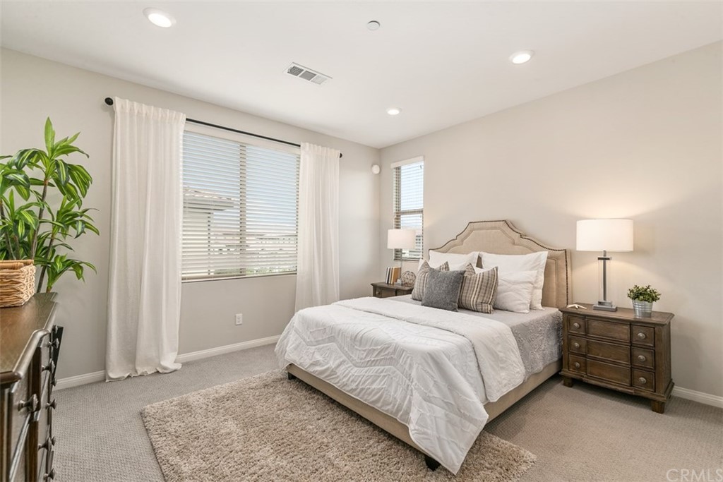 169 Neptune Irvine, CA 92618 - Photo 10 of 25