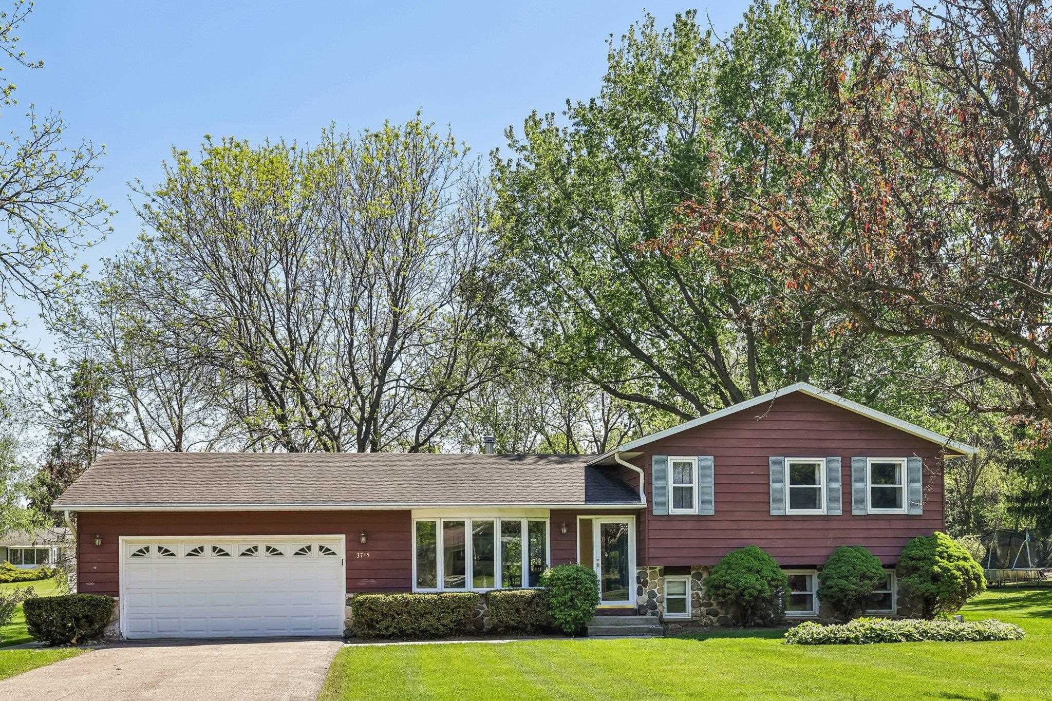 3745 Elna Road Madison, WI 53718 - Photo 2 of 45