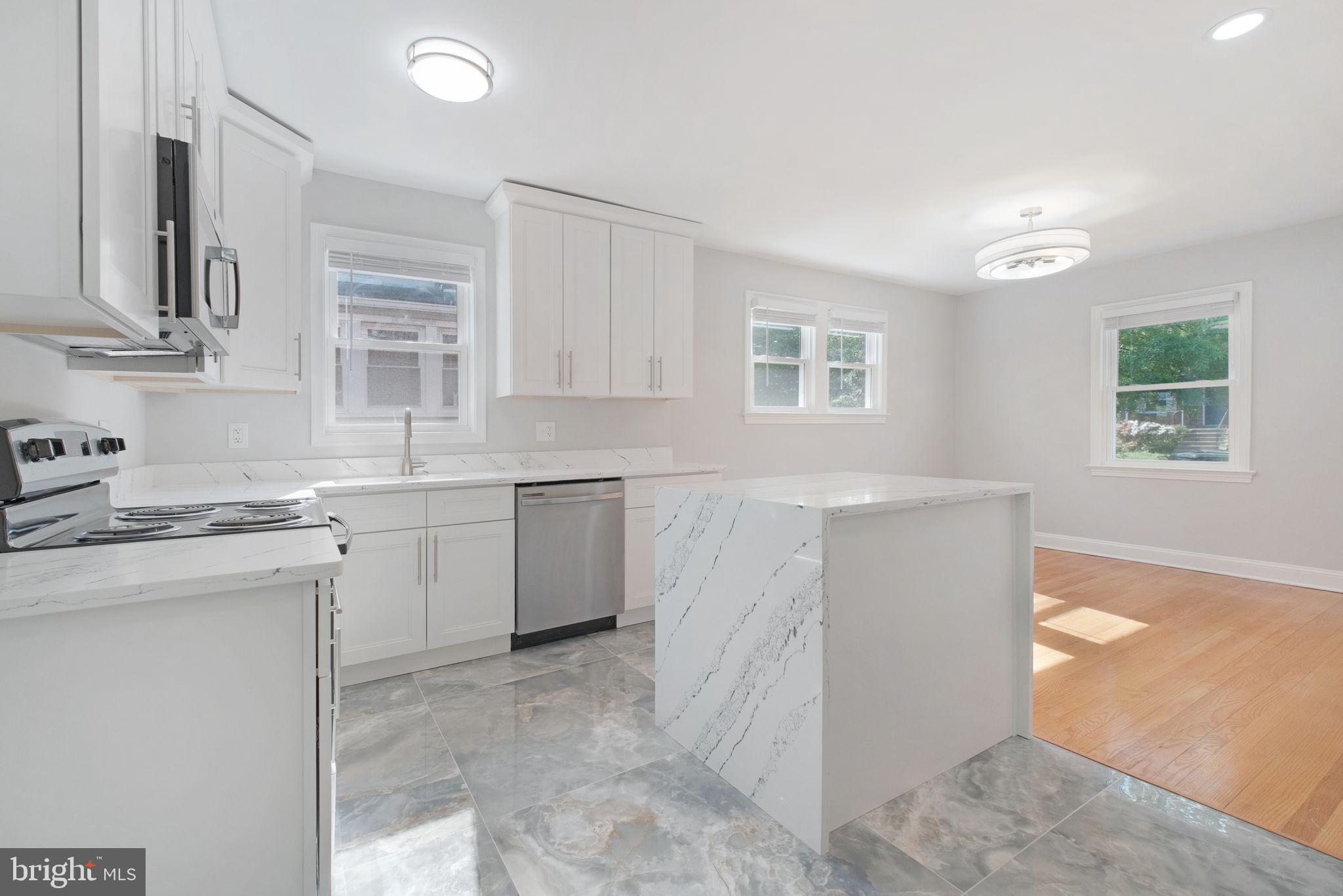 4100 Roanoke Road Hyattsville, MD 20782 - Photo 6 of 34 Kitchen