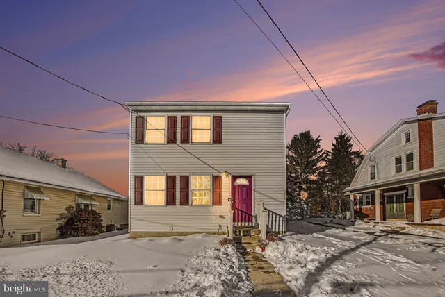 $275,000 | 3810 Centerfield Road, Harrisburg, PA 17109