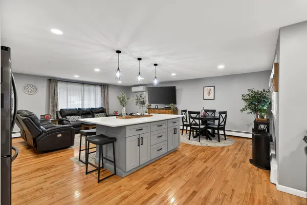 $686,000 | 42 Marianna Road, Salem, NH 03079