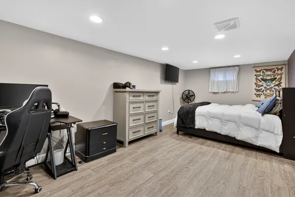 $686,000 | 42 Marianna Road, Salem, NH 03079