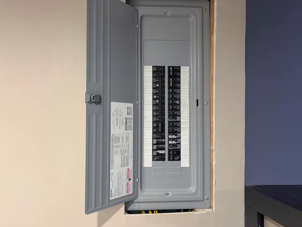 $686,000 | 42 Marianna Road, Salem, NH 03079