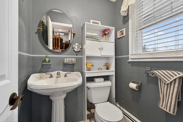 $686,000 | 42 Marianna Road, Salem, NH 03079